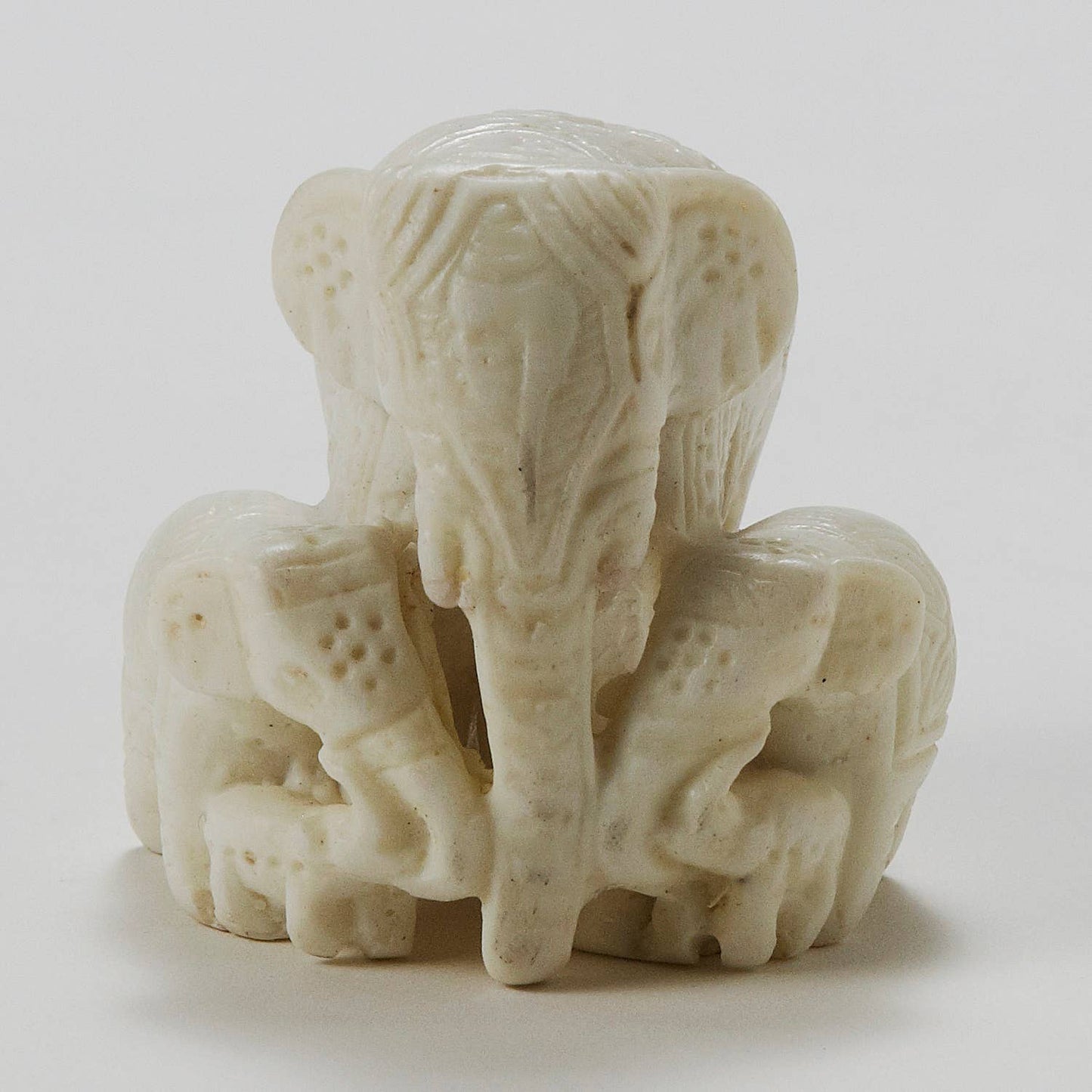 Elephant Family Statue