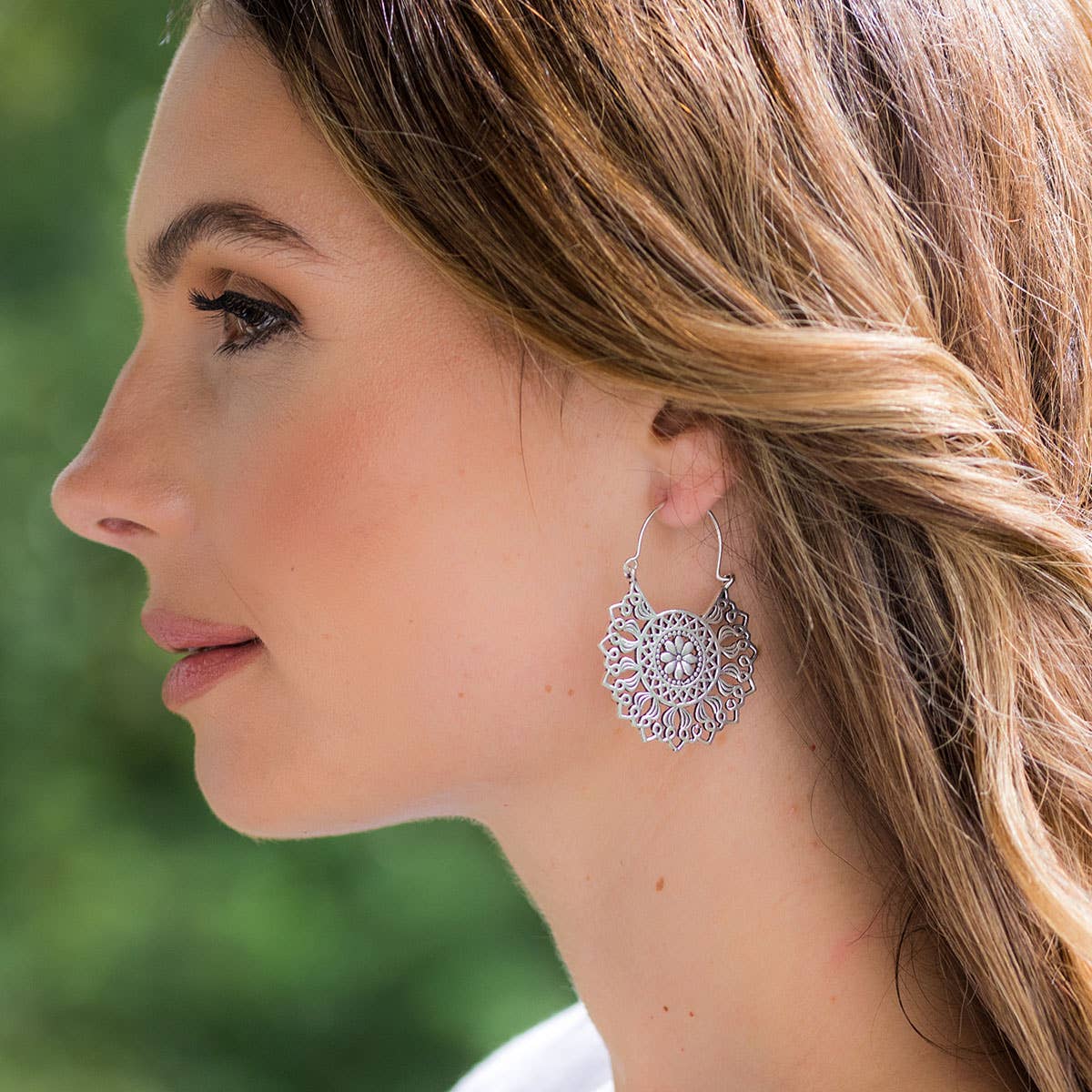 Floral Center Silver Filigree Earrings