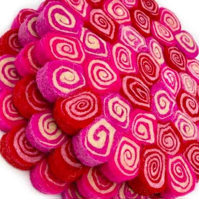 Bubblegum Felt Swirl Trivet