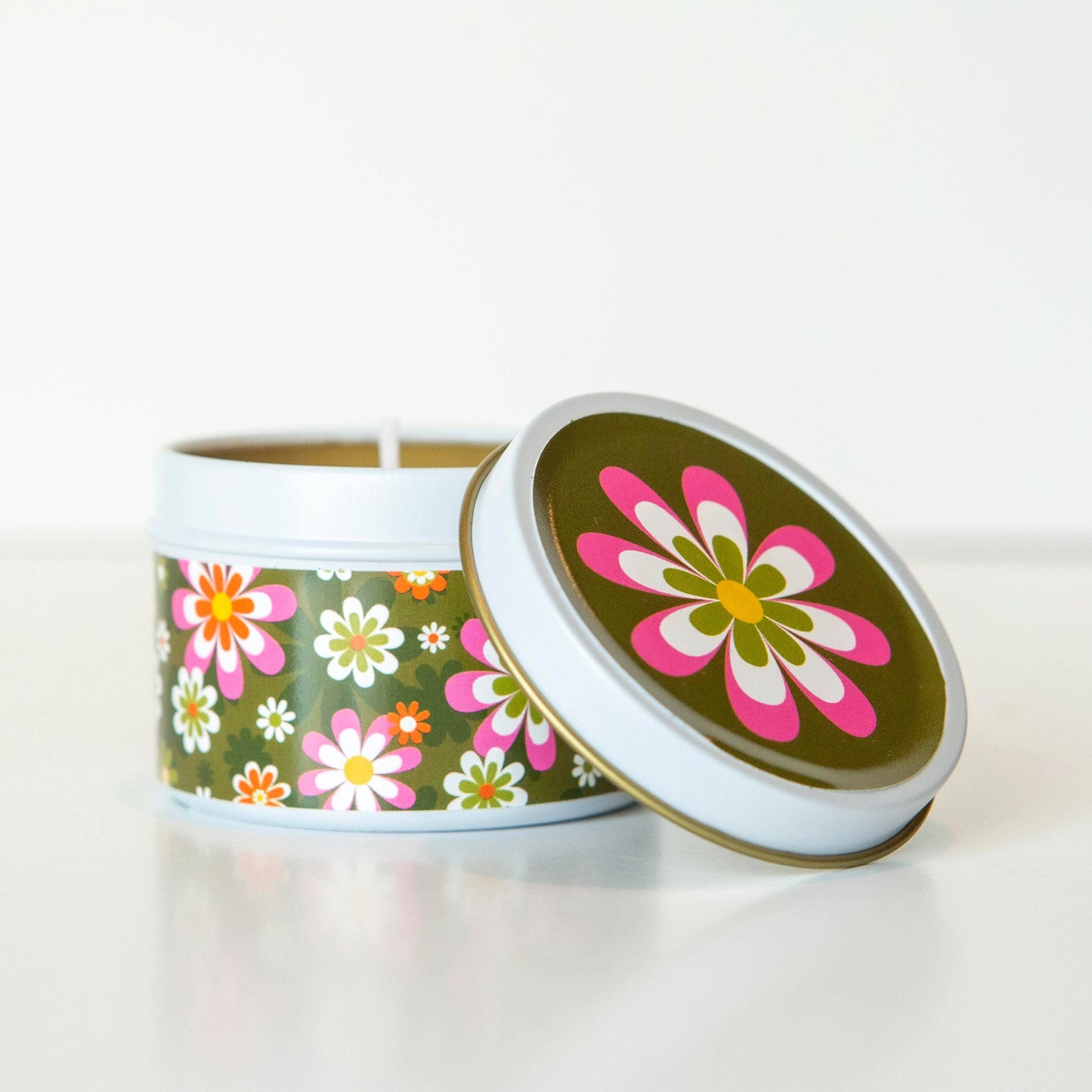 Groovy Flower Bunch Travel Candle
