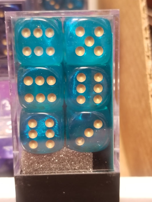 CHX 27686 16mm Block Borealis Teal w/ Gold Pips Dice Set Chessex