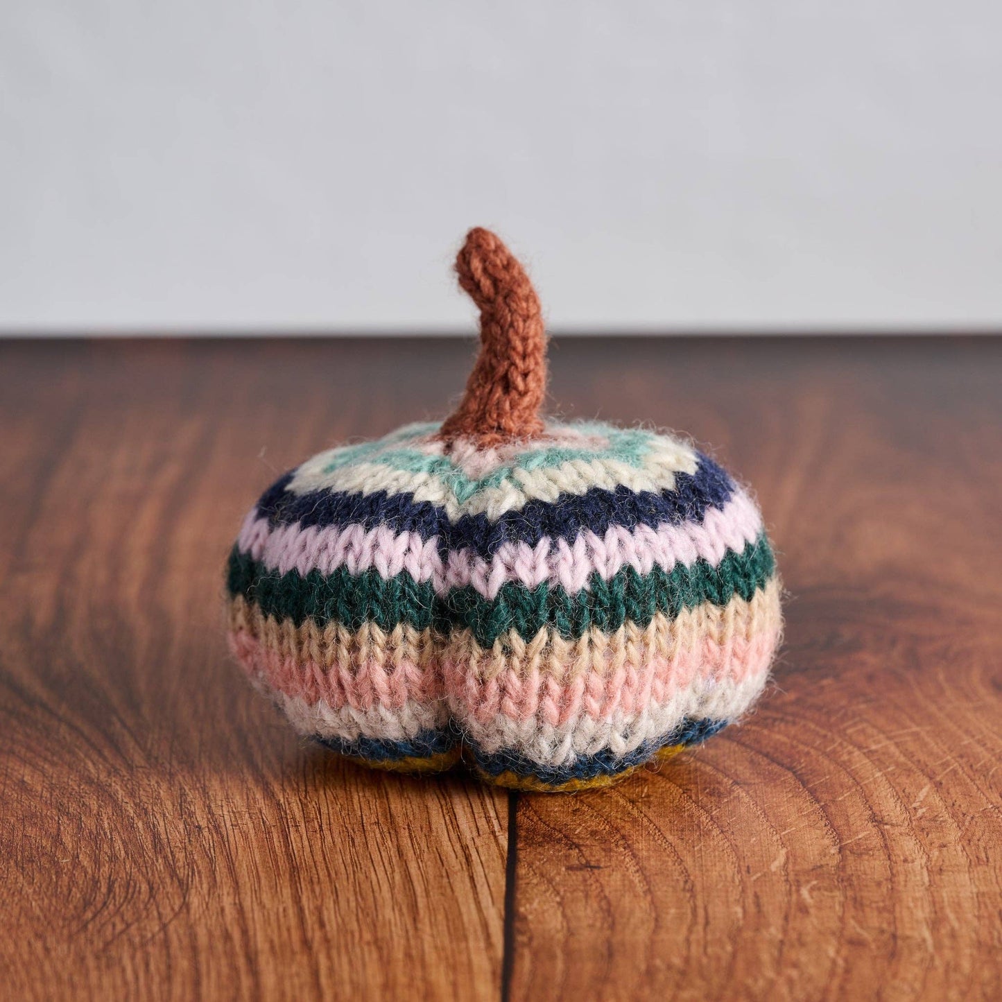 Spices & Stripes Wool Pumpkin