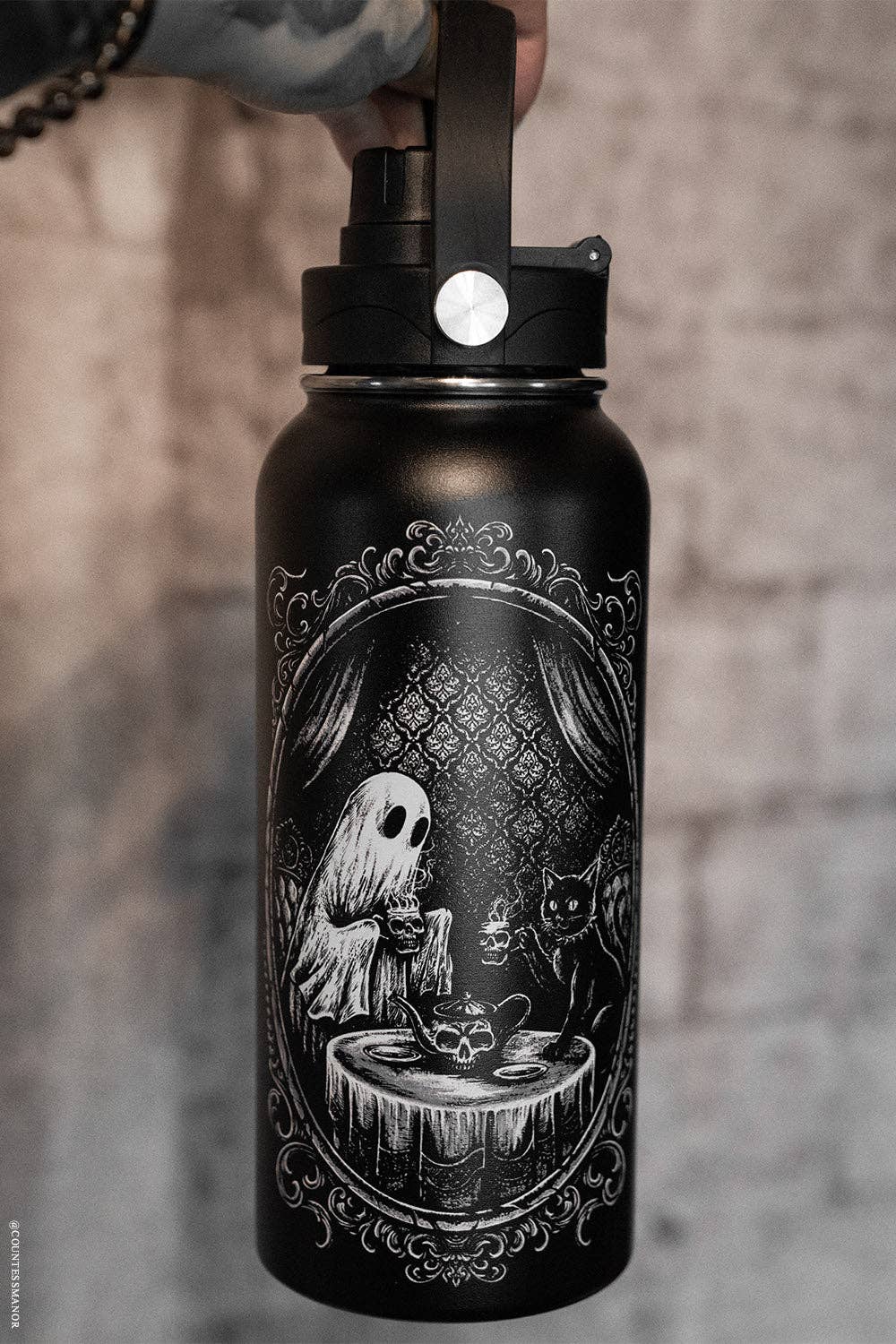 Ghost Friends 32 Oz Water Bottle