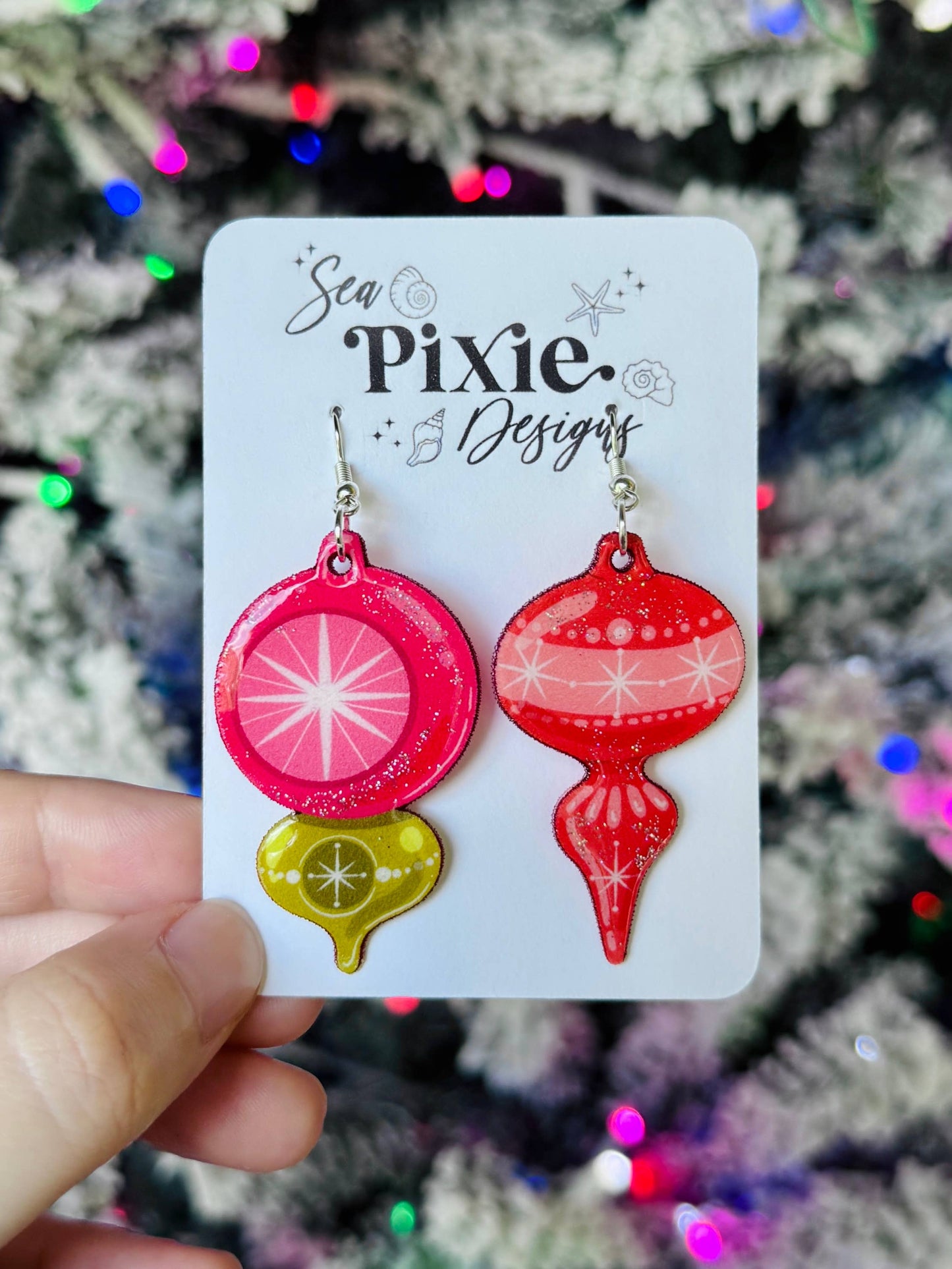 Retro Vintage Ornament Christmas Dangle Earring