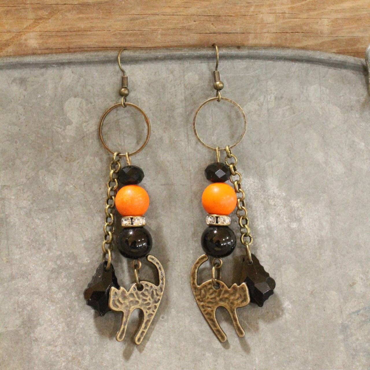 Here Kitty Kitty Dangle Drop Earrings