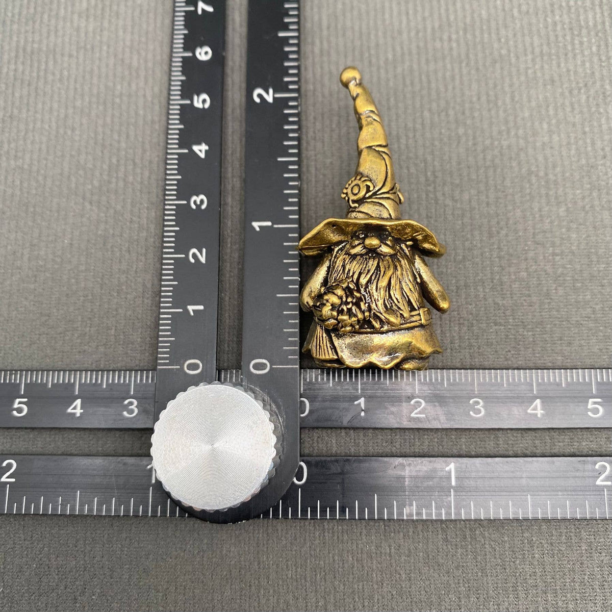 Dwarf Wizard Brass Crafts Desktop Ornaments
